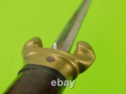Dague de combat antique de la Première Guerre mondiale de France