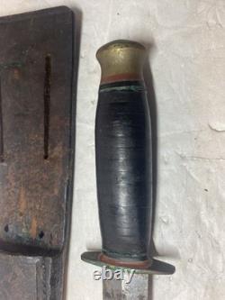 Dague de combat britannique Taylor Eye Witness Sheffield de la Seconde Guerre mondiale, couteau à lame fixe