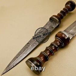 Dague de combat en acier de Damas, prête pour la bataille, pour légionnaires gladiateurs romains.