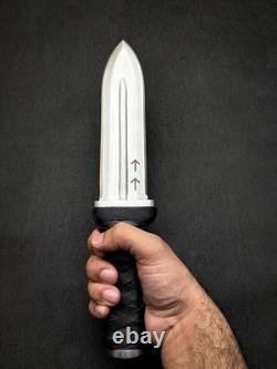 Dagues Thorfinn faites à la main de Vinland Saga avec étui en cuir en acier D2 Anime