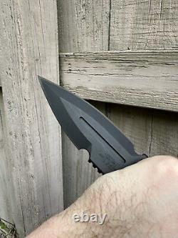 Étui en cuir personnalisé et enveloppe de poignée pour le poignard de combat ultraléger de Bladeworx