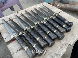 Lot de 10 pièces, couteau poignard de 12'' avec poignée en bois et laiton, acier damassé fait main