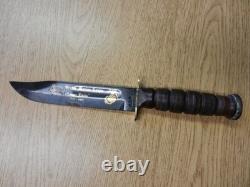 Poignard commémoratif Camillus U. S. M. C. Fighting Knife 1941-1991, avec un peu de corrosion