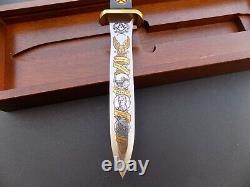 Rare Vintage EK Victoire dans le couteau de combat Pacific Fighting Dagger