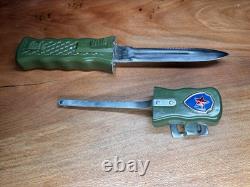 Rare couteau de combat de police chinois RPDC, dague à lame droite et lame dentée