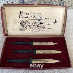 Série de couteaux commémoratifs Parker Combat Dagger 3 dans une boîte, en parfait état