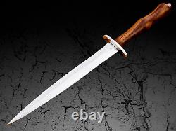Traduisez ce titre en français : Couteau poignard 'Arkansas Toothpick' Ubr sur mesure en acier D2 avec étui.