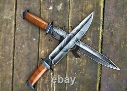 Ubr Custom Handmade 440 Carbon Steel Hunting Dagger Et Bowie Knife Avec Gaine